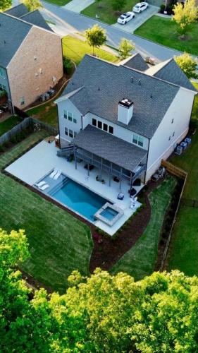 Grey Flagstone, Cool Decking, Tanning ledge, Spa